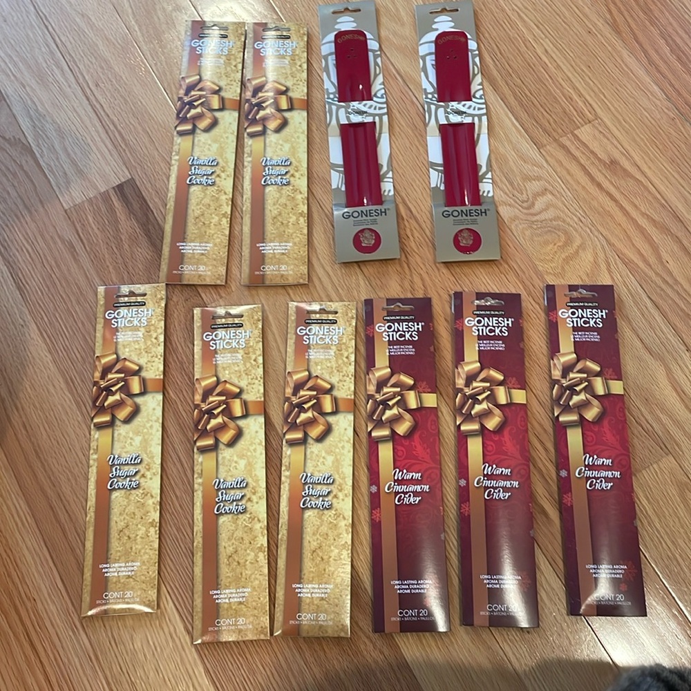 Gonesh 3 Warm Cinnamon Cider, 5 Vanilla Sugar Cookie  & 2 Holders